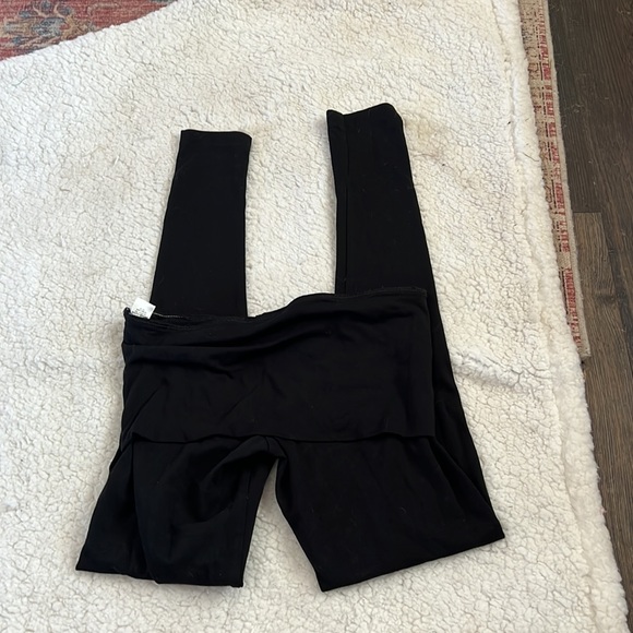 PINK stretch pants. - Picture 2 of 4